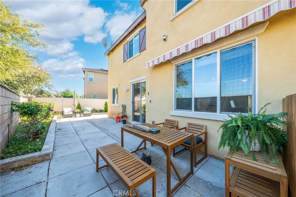 12938 Meridian Court, Eastvale, California 92880 home-pic-26