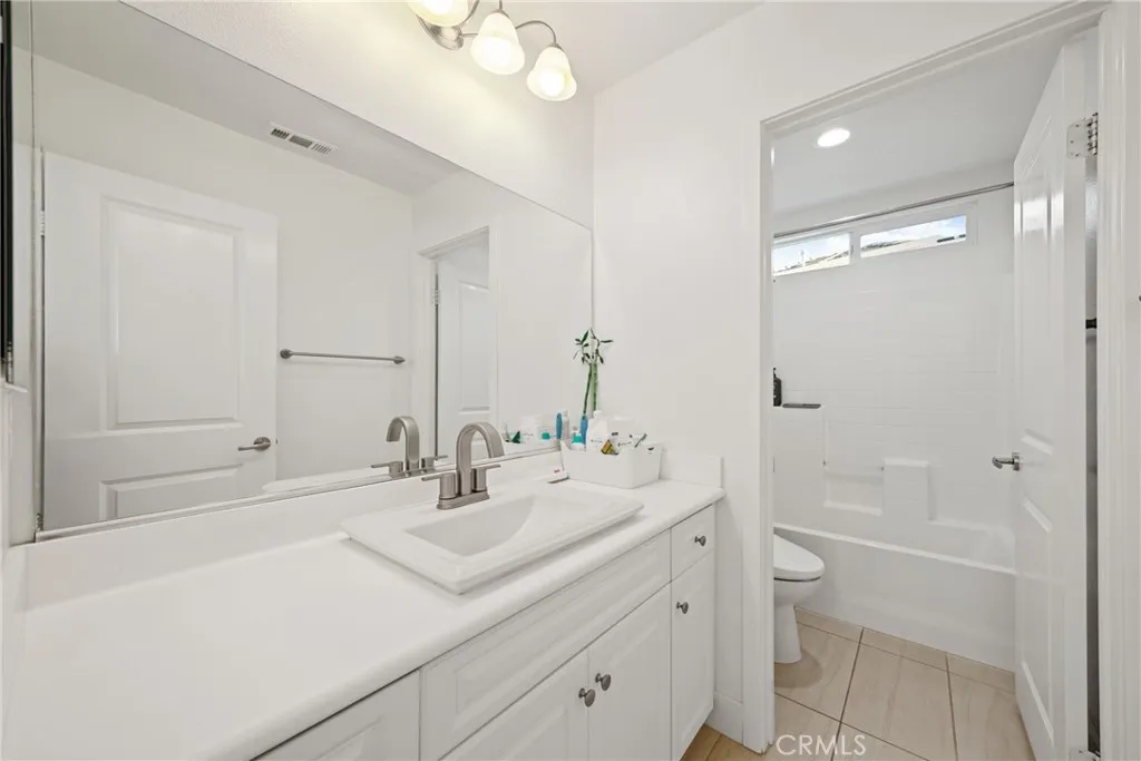 12938 Meridian Court, Eastvale, California 92880 home-pic-19