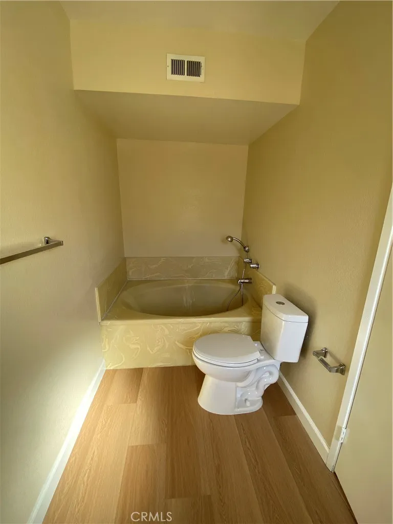 427 E. Mission Road 44, Alhambra, California 91801 home-pic-23