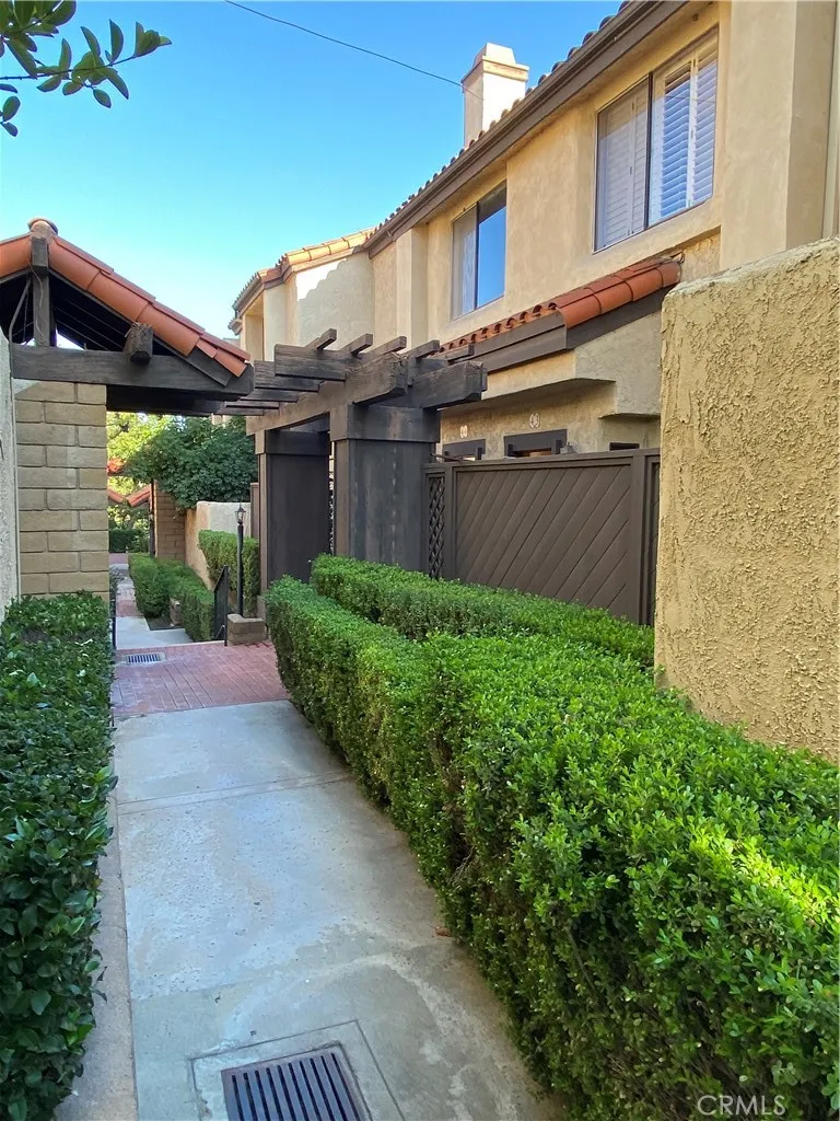 427 E. Mission Road 44, Alhambra, California 91801 home-pic-0