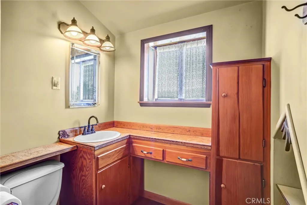 1819 E Farland, Covina, California 91724 home-pic-19