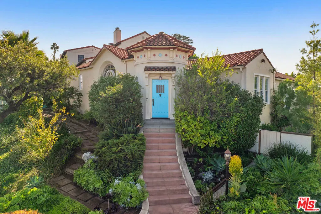 2608 Ivanhoe Drive, Los Angeles, California 90039 home-pic-2