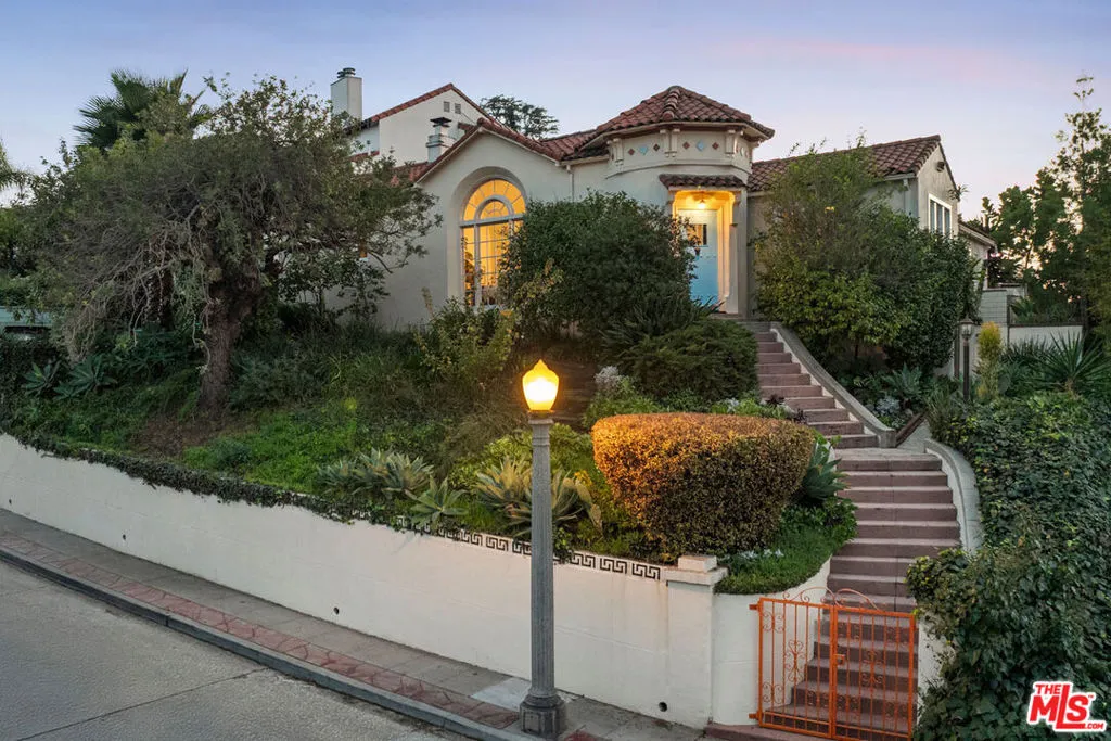 2608 Ivanhoe Drive, Los Angeles, California 90039 home-pic-27