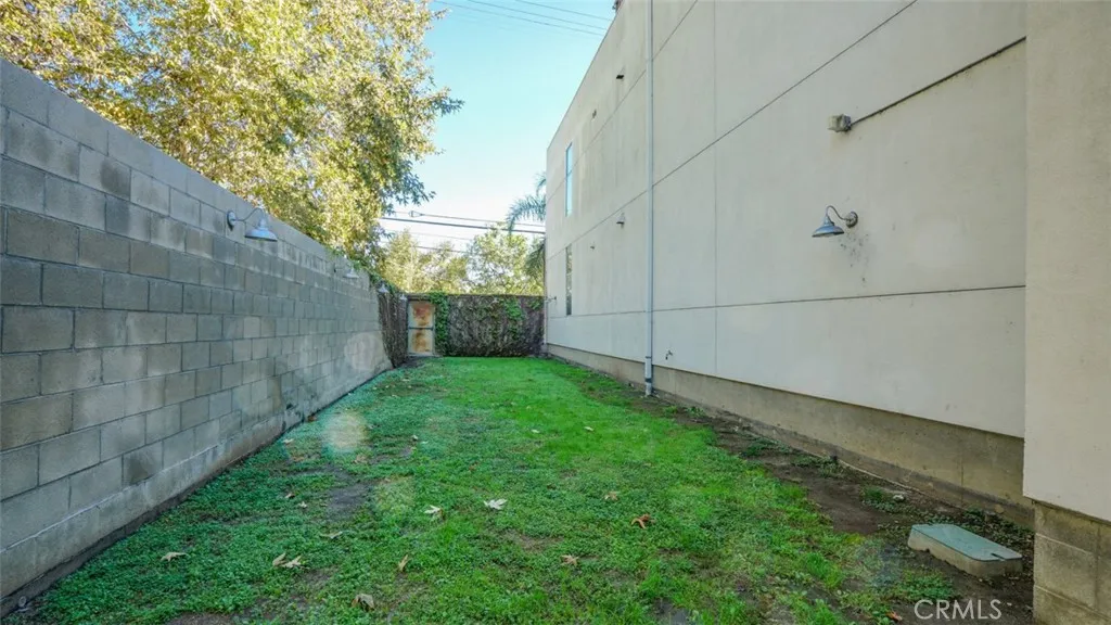 4705 Whitsett 106, Studio City, California 91604 home-pic-61