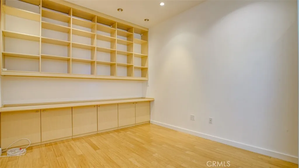 4705 Whitsett 106, Studio City, California 91604 home-pic-49