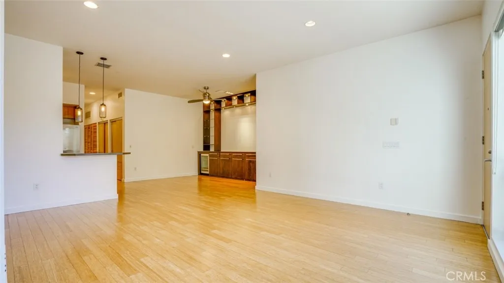 4705 Whitsett 106, Studio City, California 91604 home-pic-16
