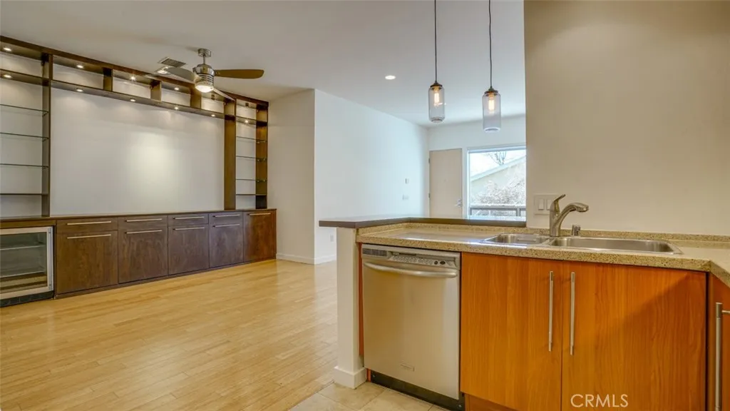 4705 Whitsett 106, Studio City, California 91604 home-pic-29