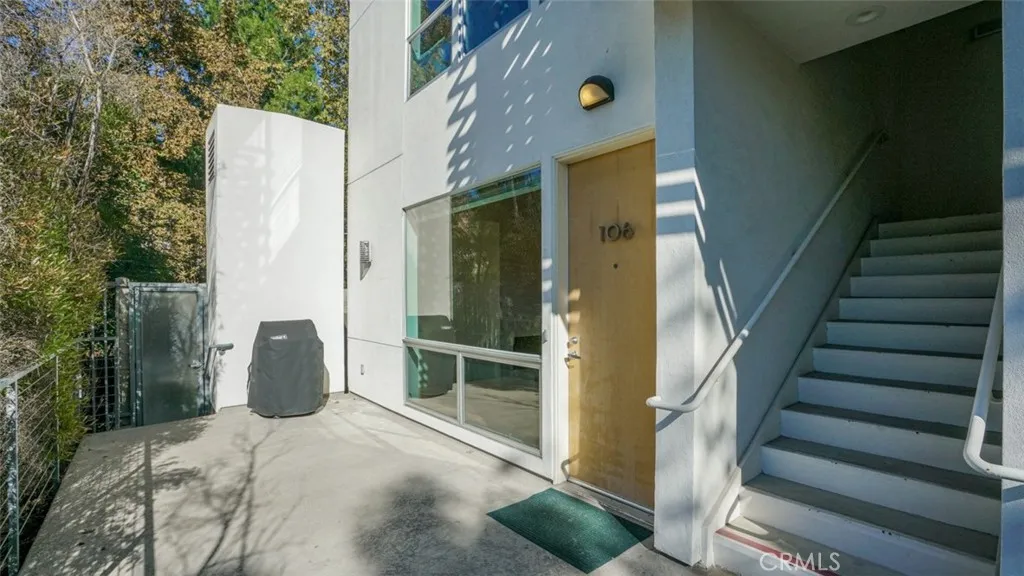 4705 Whitsett 106, Studio City, California 91604 home-pic-11