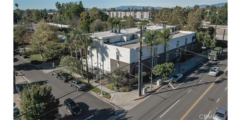 4705 Whitsett 106, Studio City, California 91604 home-pic-68