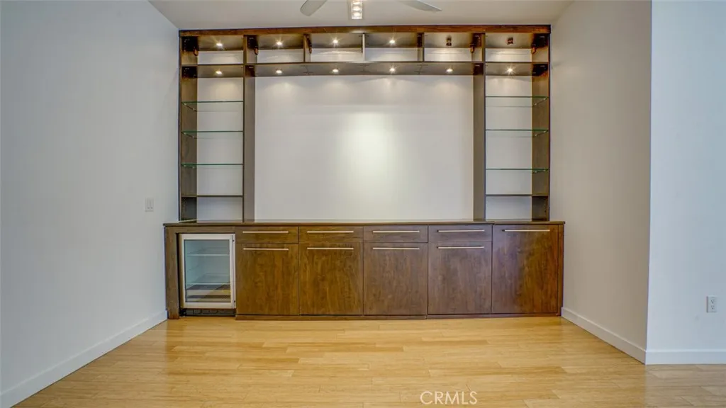 4705 Whitsett 106, Studio City, California 91604 home-pic-24