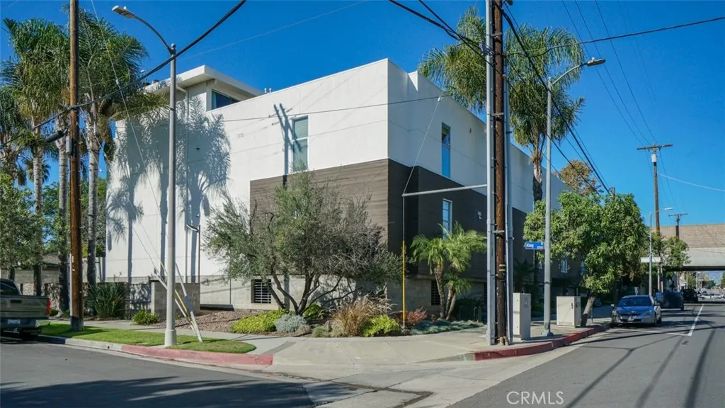 4705 Whitsett 106, Studio City, California 91604 home-pic-8