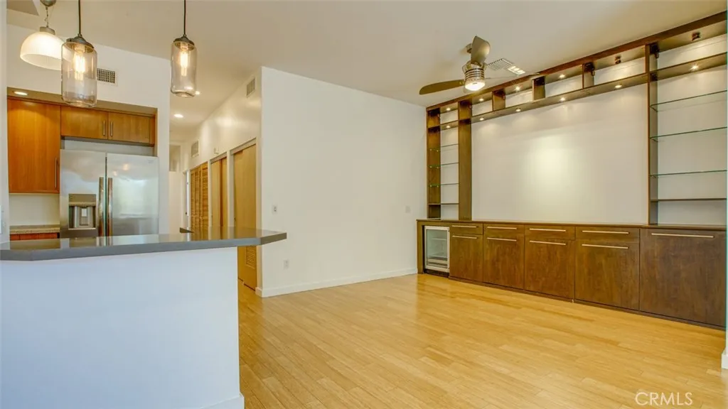 4705 Whitsett 106, Studio City, California 91604 home-pic-22