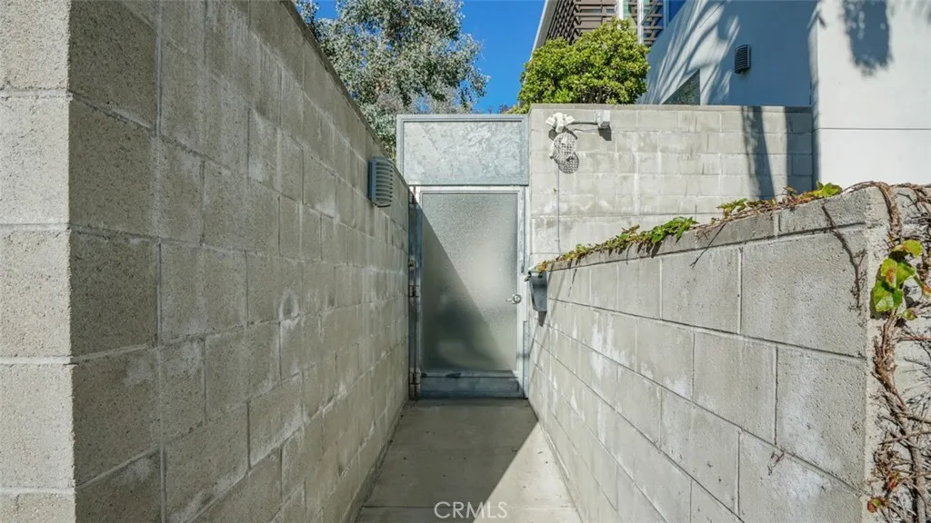 4705 Whitsett 106, Studio City, California 91604 home-pic-10