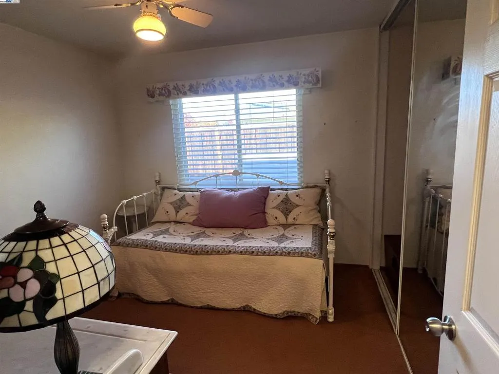 1222 Murdell Ln, Livermore, California 94550 home-pic-15