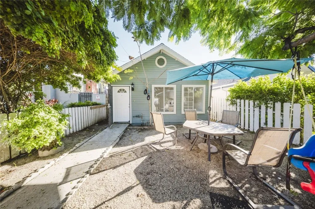 6046 Fair Avenue, North Hollywood, California 91606 home-pic-2