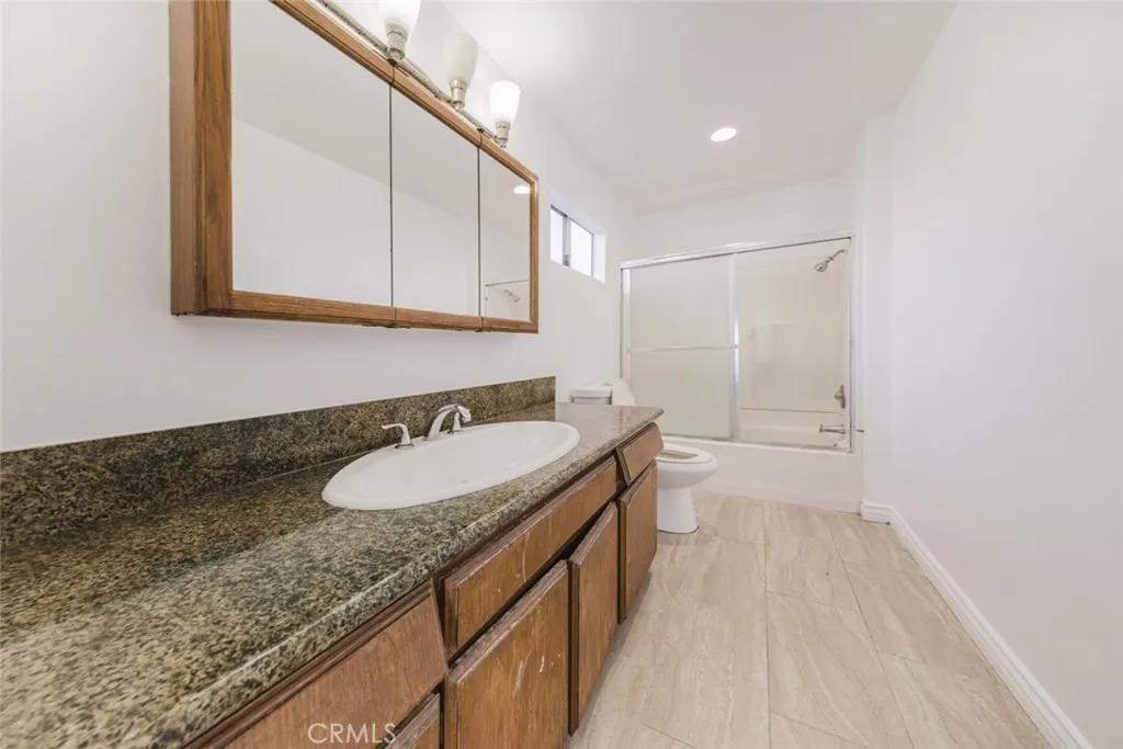 6046 Fair Avenue, North Hollywood, California 91606 home-pic-15