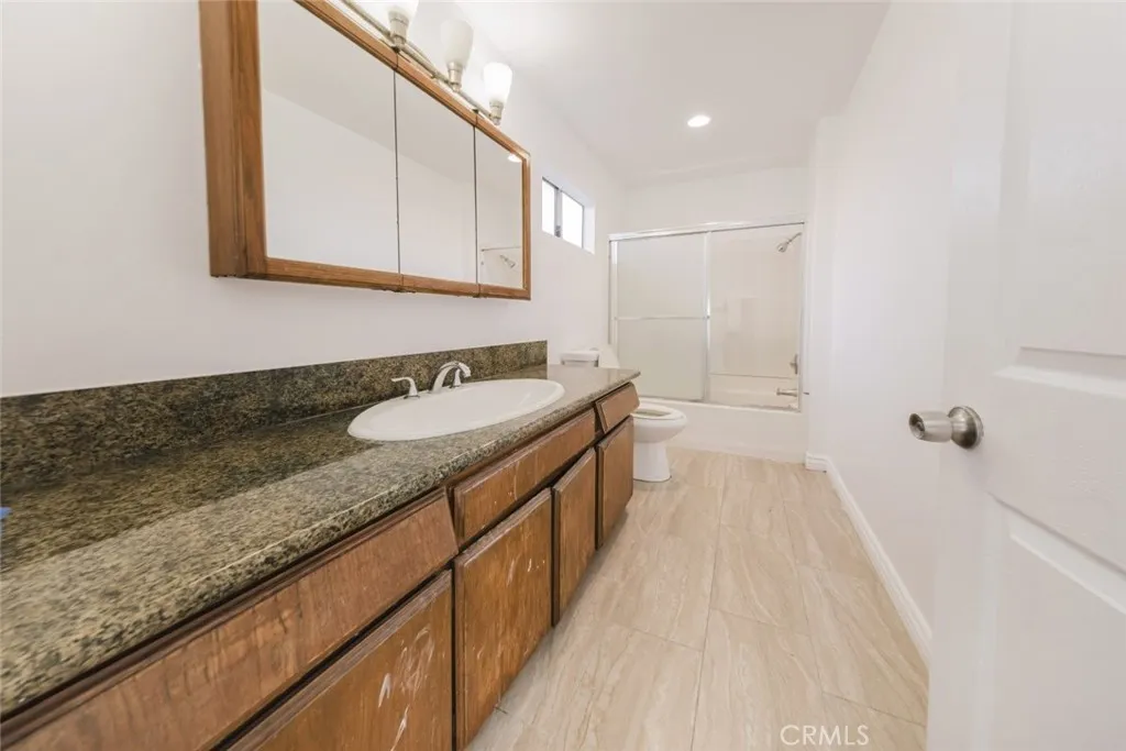 6046 Fair Avenue, North Hollywood, California 91606 home-pic-9