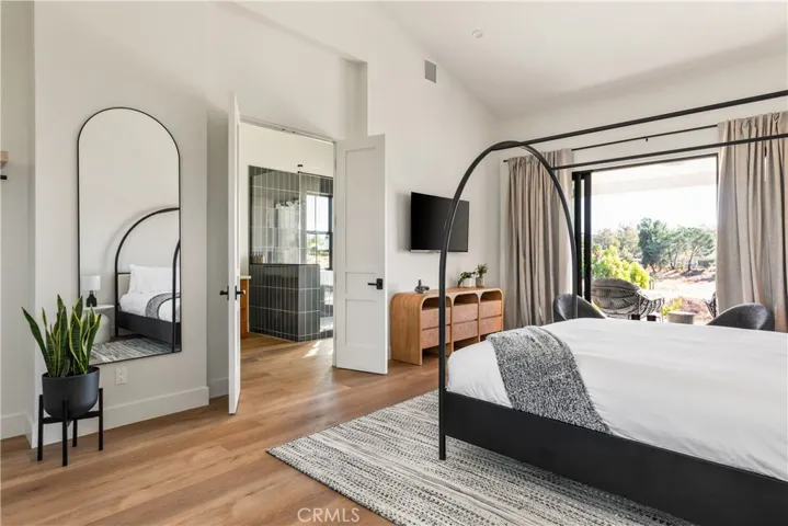 Bedroom and Ensuite Bathroom