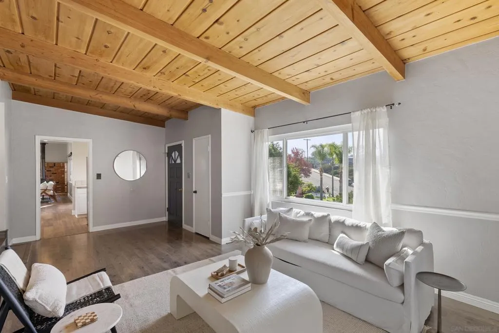 1701 Dayton Dr., Lemon Grove, California 91945 home-pic-25