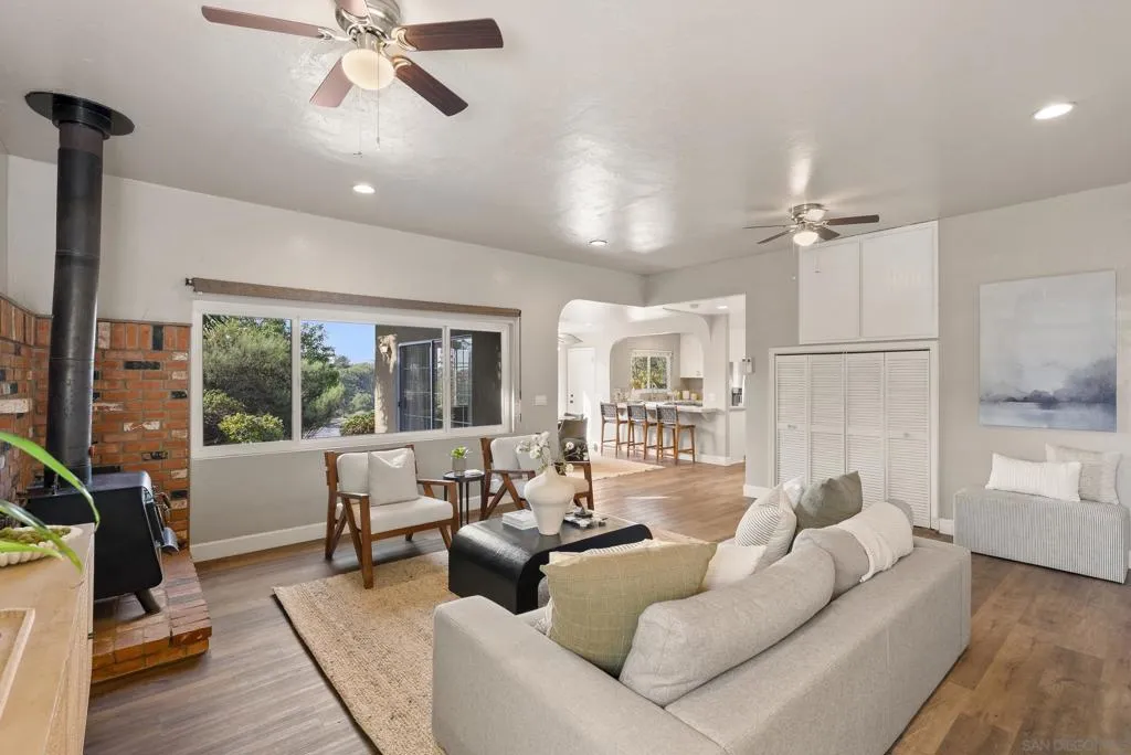 1701 Dayton Dr., Lemon Grove, California 91945 home-pic-18