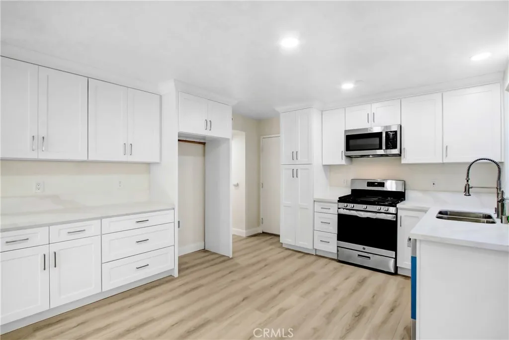 44738 Corte Gutierrez, Temecula, California 92592 home-pic-9