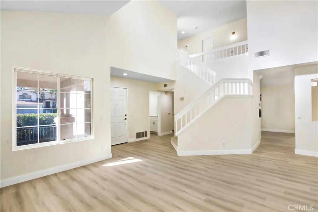 44738 Corte Gutierrez, Temecula, California 92592 home-pic-3