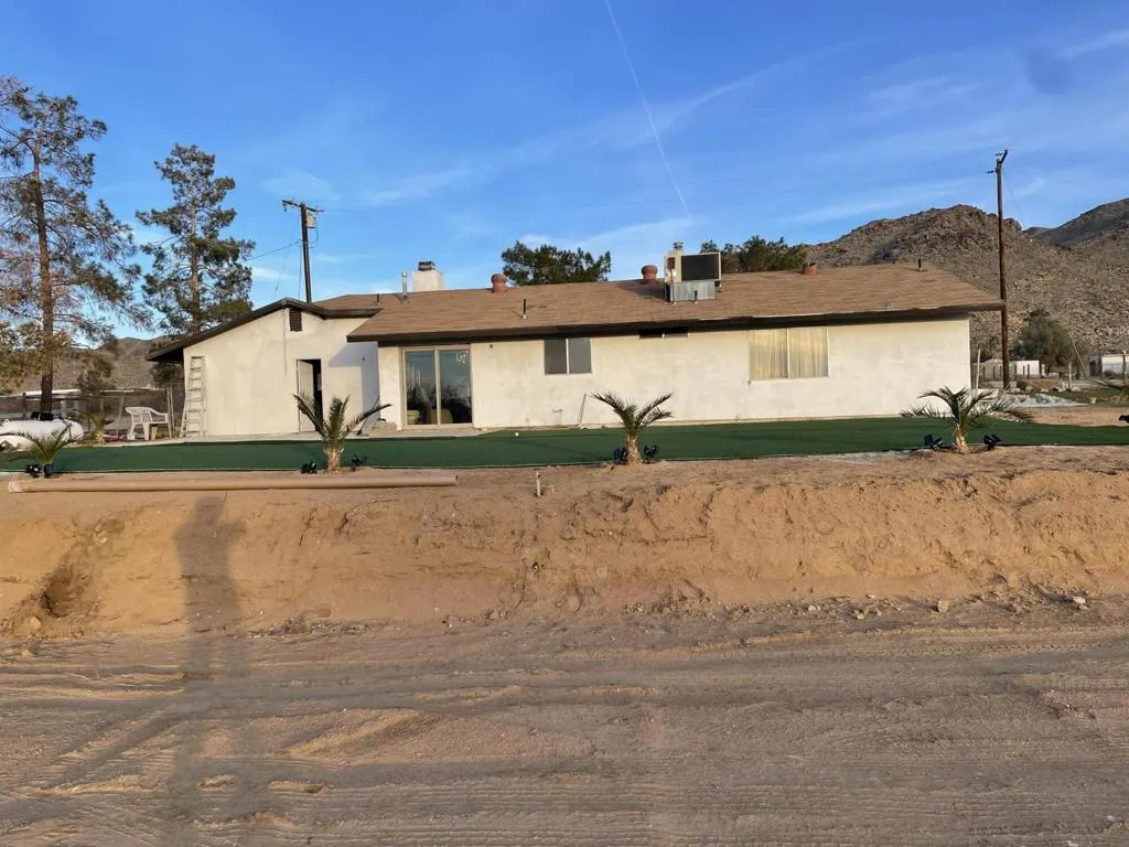 14818 Desert Star Road, Apple Valley, California 92307 home-pic-5
