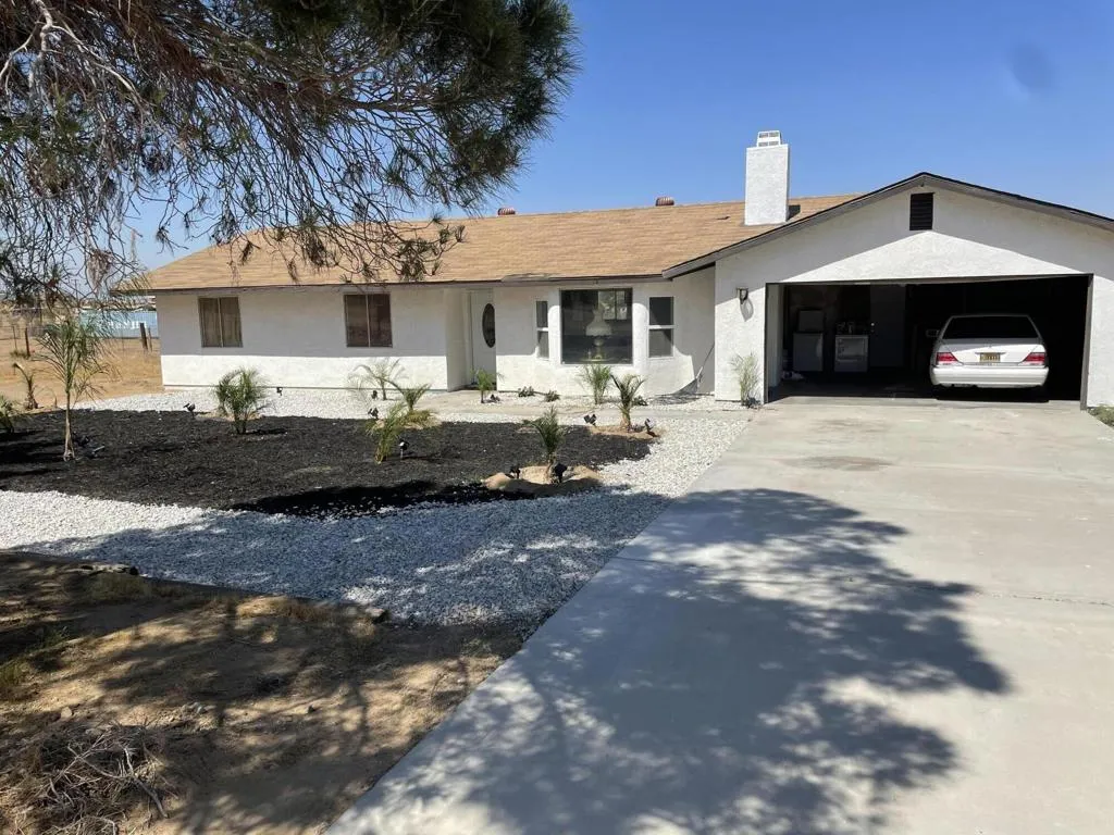 14818 Desert Star Road, Apple Valley, California 92307 home-pic-0