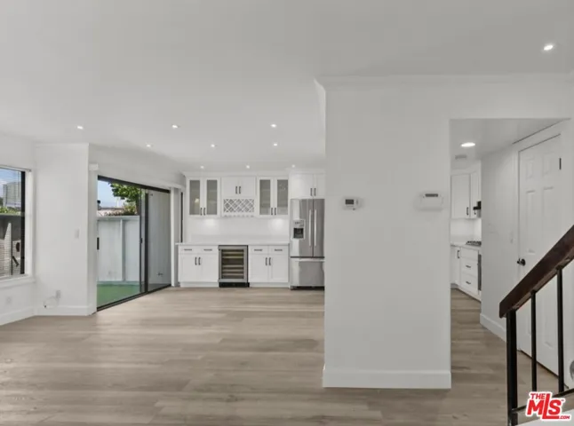 10500 Sunland Boulevard 4, Sunland, California 91040 — photo 5