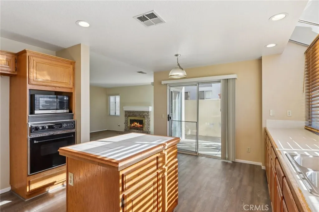 28075 Championship, Moreno Valley, California 92555 home-pic-11
