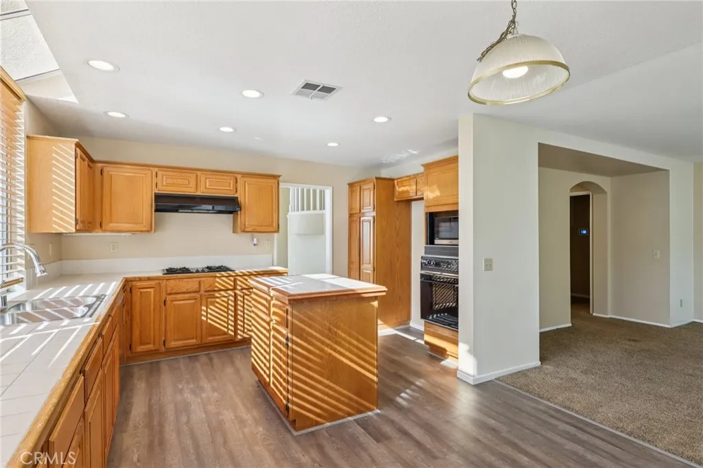 28075 Championship, Moreno Valley, California 92555 home-pic-9