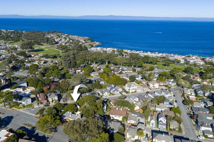 179 Pacific Avenue, Pacific Grove, California 93950
