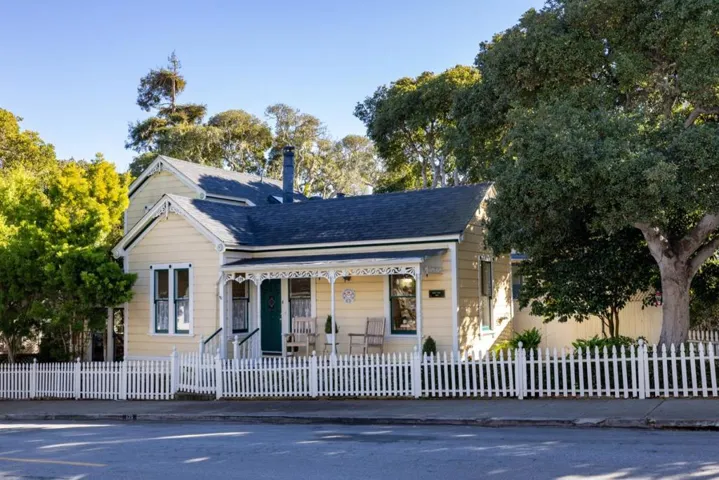 179 Pacific Avenue, Pacific Grove, California 93950