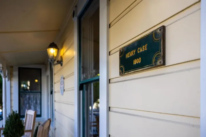 179 Pacific Avenue, Pacific Grove, California 93950