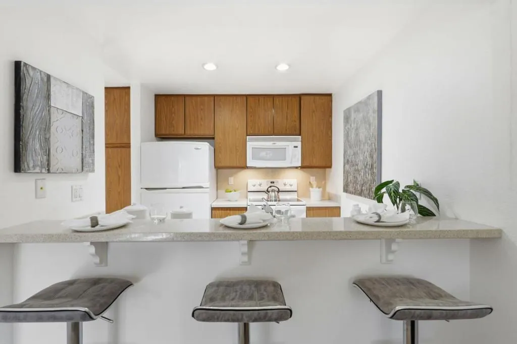 1494 Four Oaks Circle, San Jose, California 95131 home-pic-7