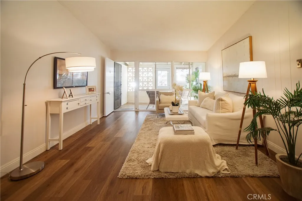 1570 Homewood Rd., Seal Beach, California 90740 home-pic-9