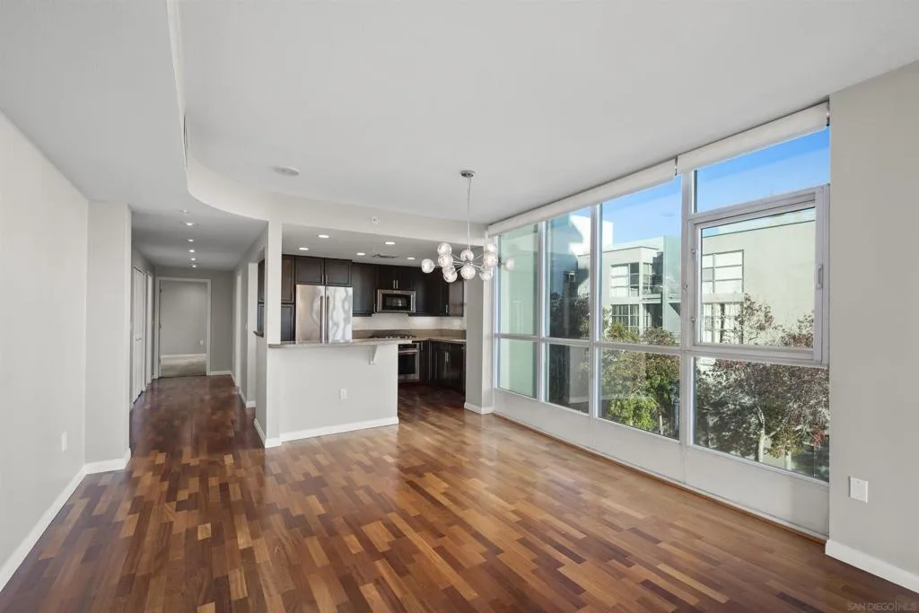 510 1st Ave 302, San Diego, California 92101 home-pic-9