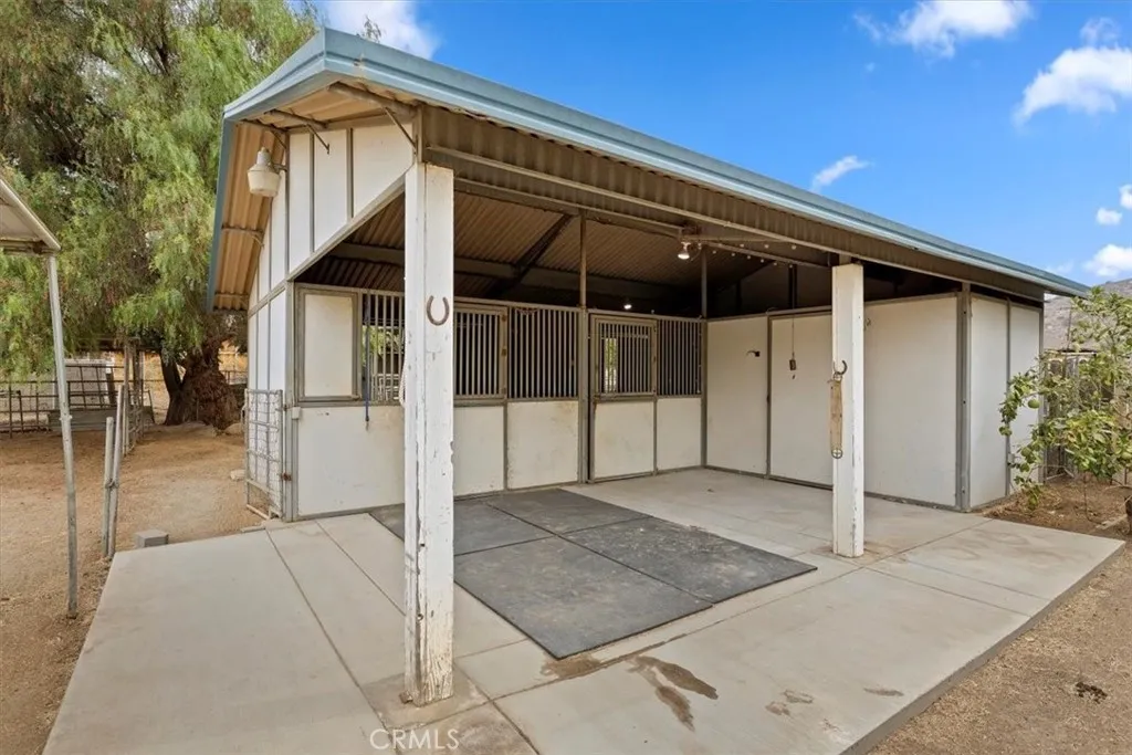 887 Kingman Drive, Norco, California 92860 home-pic-39