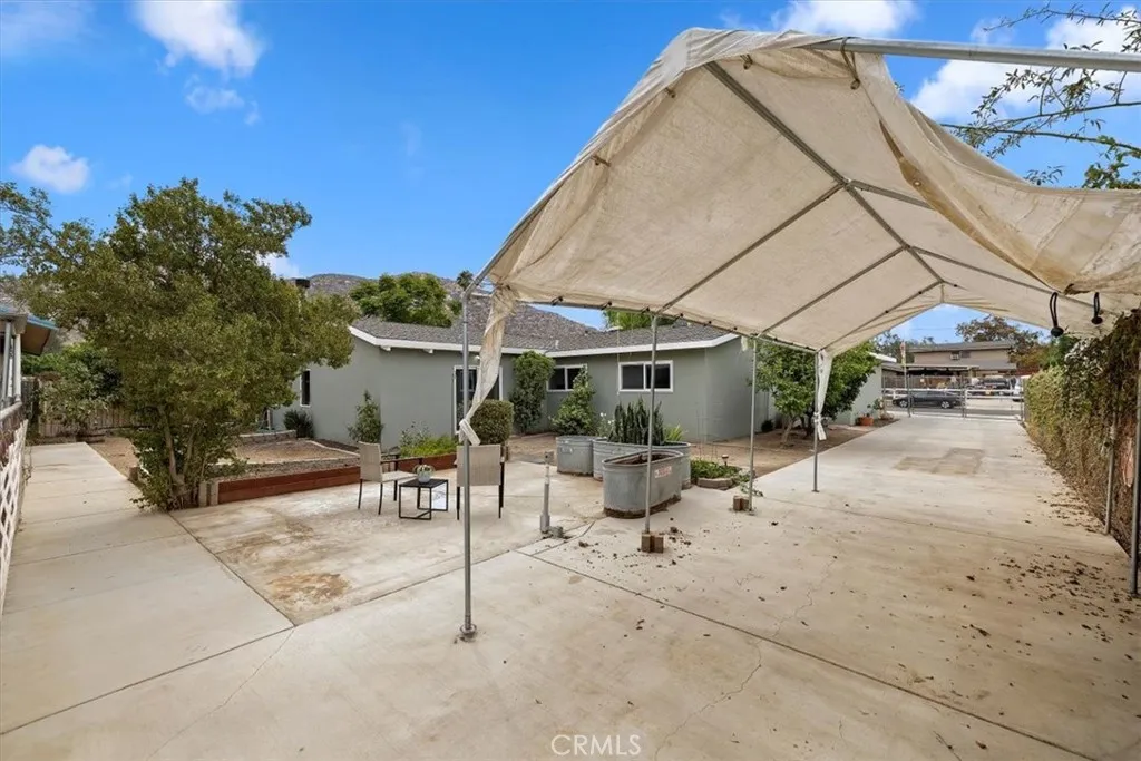 887 Kingman Drive, Norco, California 92860 home-pic-33