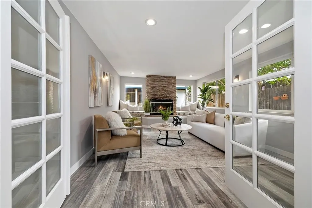 887 Kingman Drive, Norco, California 92860 home-pic-21