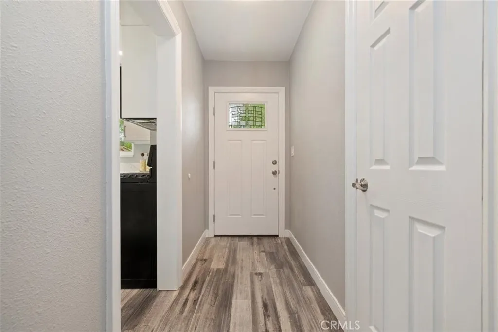 887 Kingman Drive, Norco, California 92860 home-pic-12