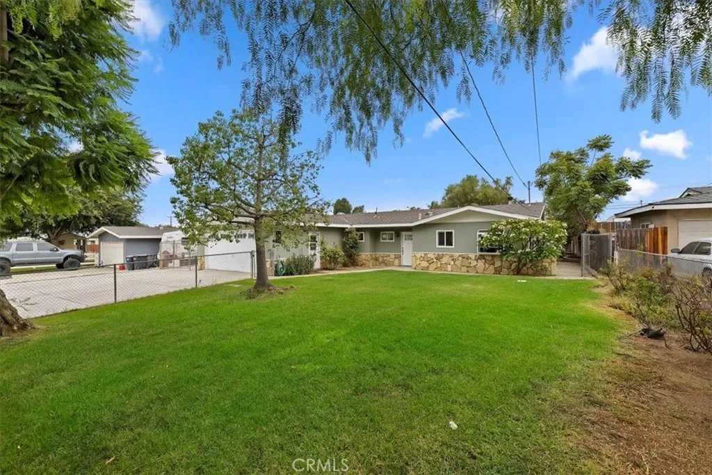 887 Kingman Drive, Norco, California 92860 home-pic-5