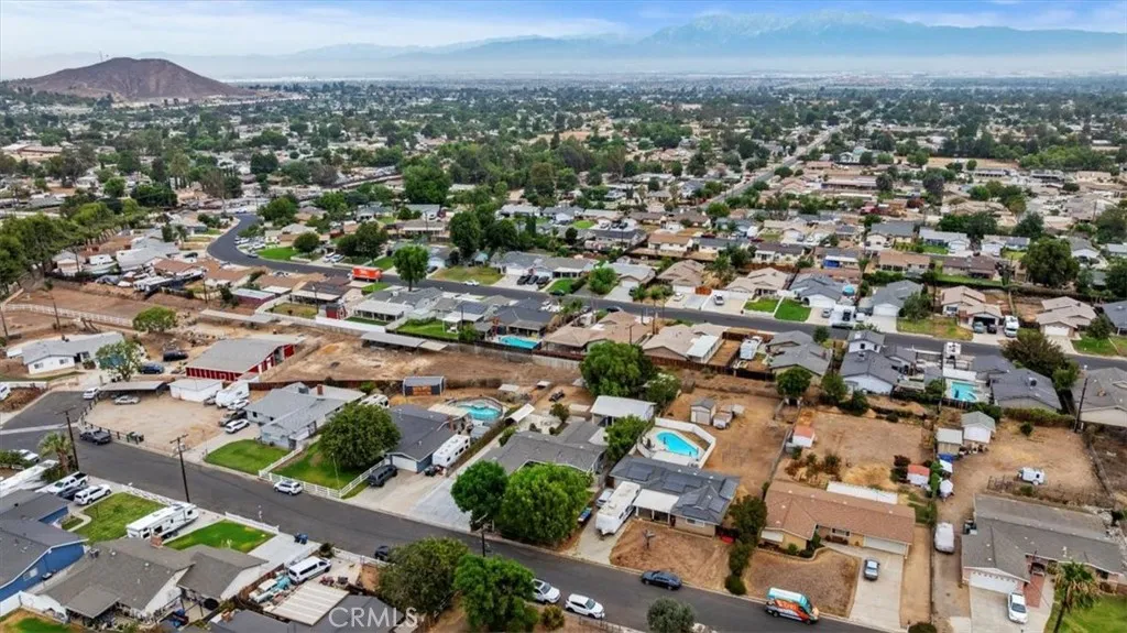 887 Kingman Drive, Norco, California 92860 home-pic-51