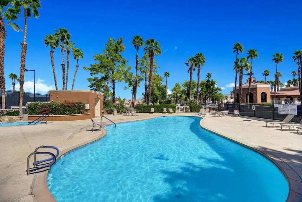 42831 Scirocco Road, Palm Desert, California 92211 home-pic-28