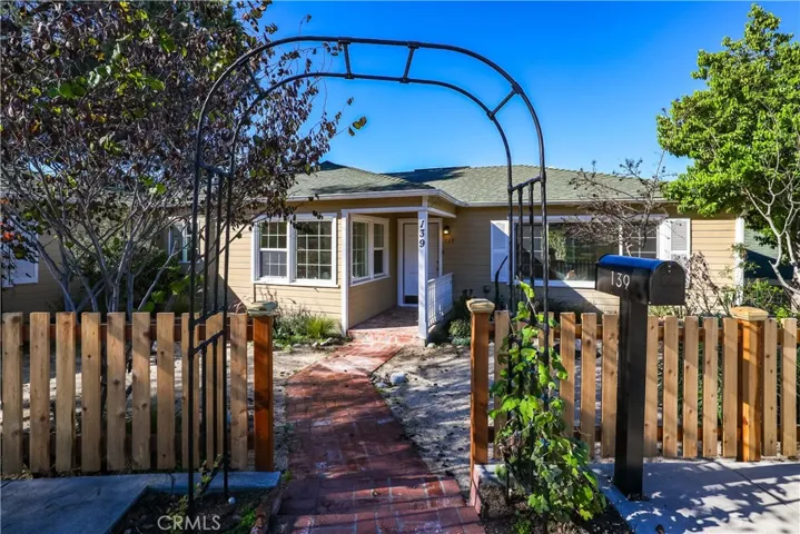 139 Ramona Dr, Fullerton, California 92833