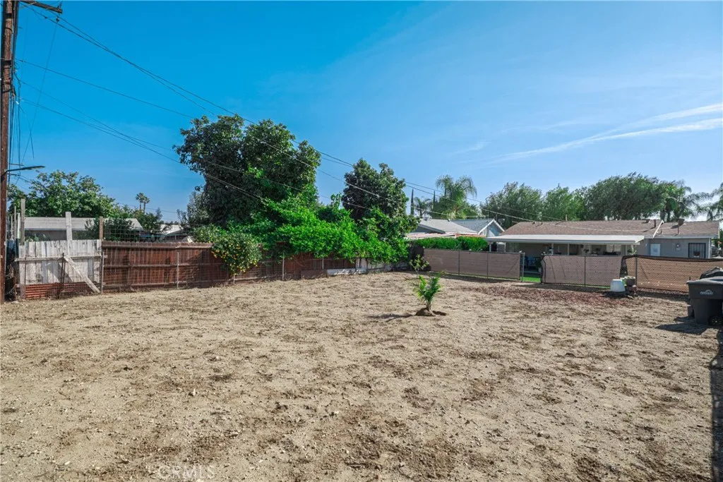 648 W Maitland, Ontario, California 91762 home-pic-21