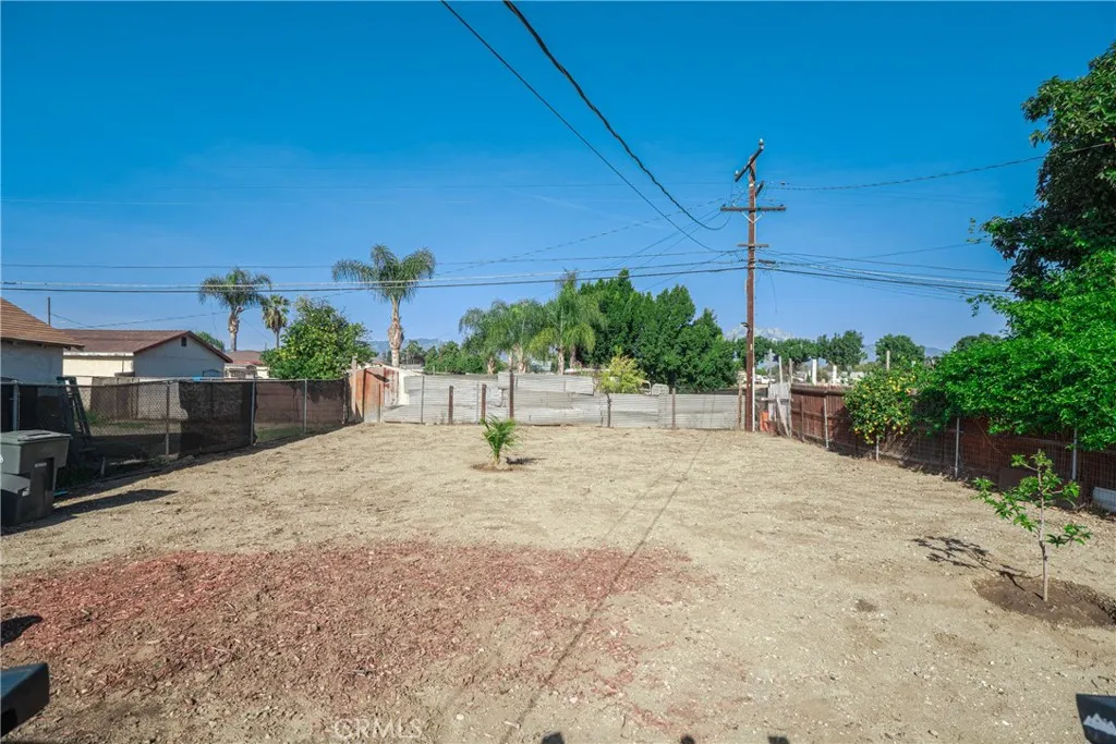 648 W Maitland, Ontario, California 91762 home-pic-17