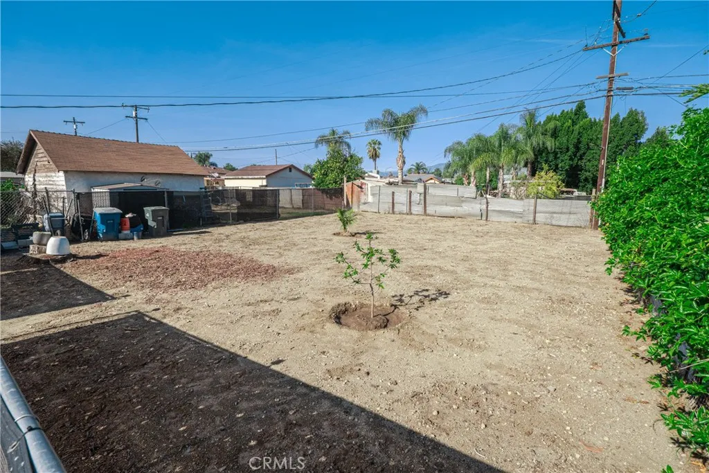 648 W Maitland, Ontario, California 91762 home-pic-19