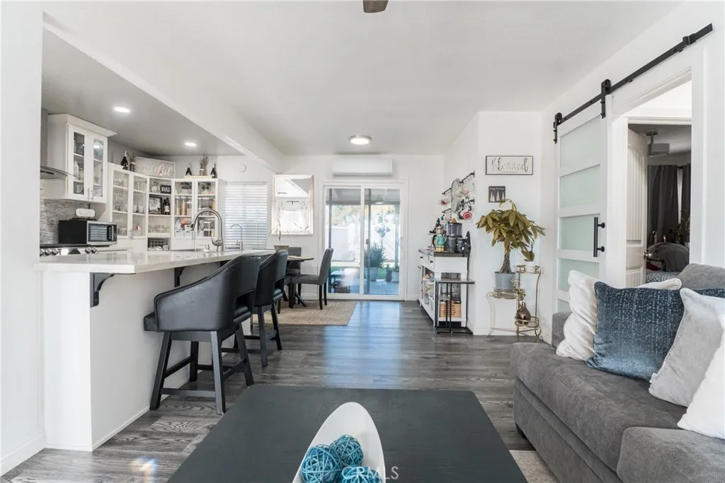 648 W Maitland, Ontario, California 91762 home-pic-6