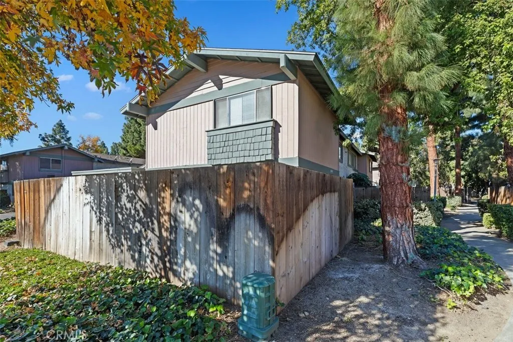 4807 Jackson D, Riverside, California 92503 home-pic-34